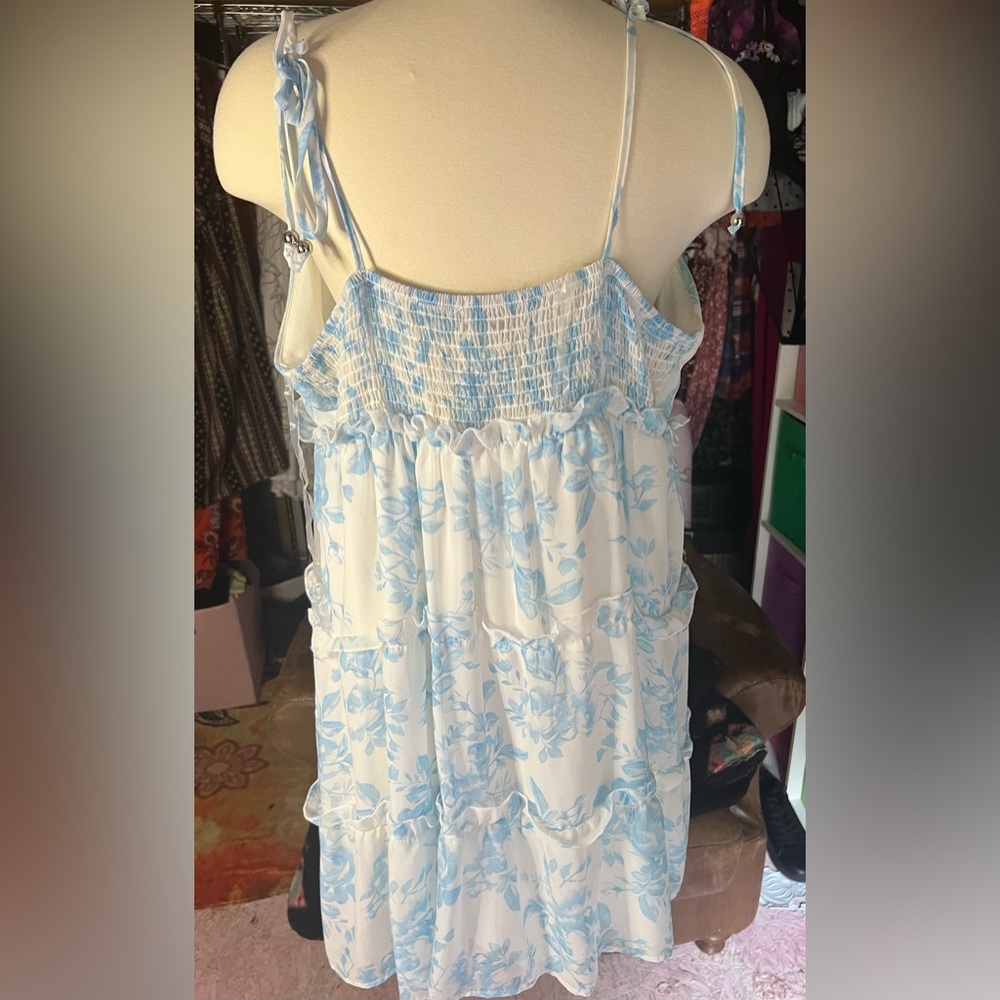 Light Blue Floral Tiered Sundress - Women - Picture 4 of 7